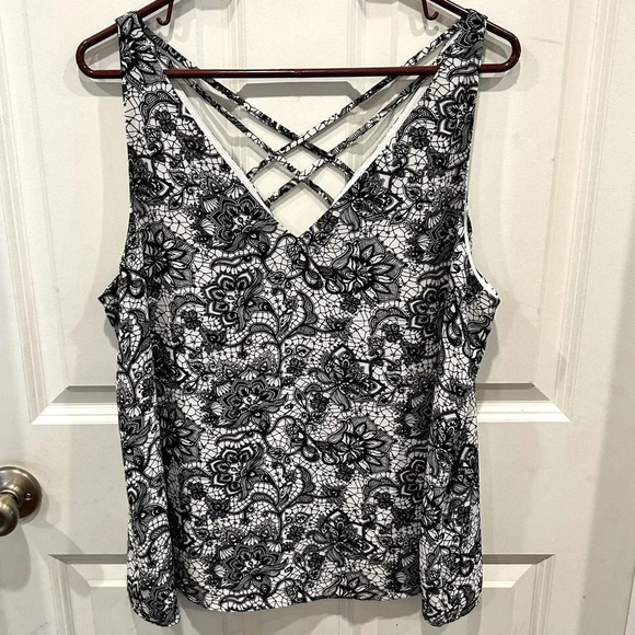 Express Ivory‎ Floral Tank Top Camisole Strappy Back Detail Size Large - Picture 1 of 6